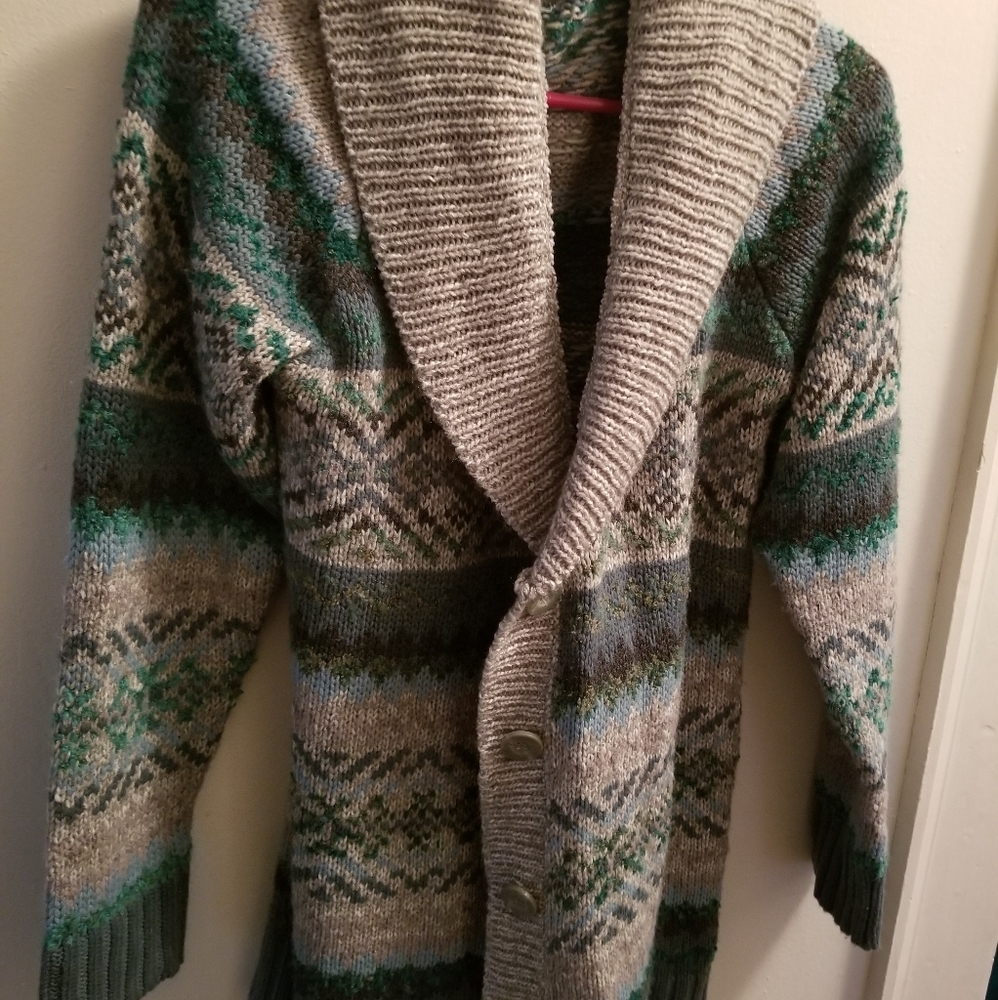 Sweater - Picture 1 of 1